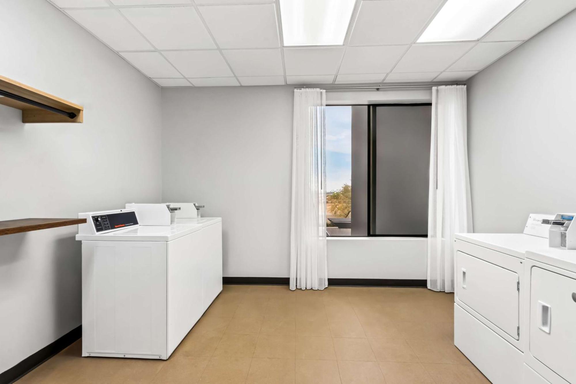 Spark By Hilton Phoenix East Mesa Zewnętrze zdjęcie